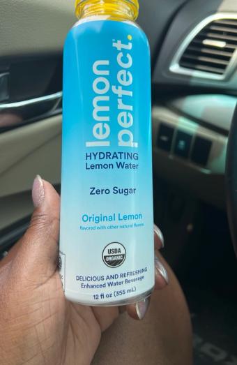 Lemon Perfect, Lemon Perfect Just Lemon Cold-pressed Lemon Water 12 Fl Oz Bottle, barcode: 0860465001505, has 1 potentially harmful, 2 questionable, and
1 added sugar ingredients.