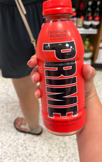 Prime, Hydration Drink - Tropical Punch, barcode: 0850003560441, has 2 potentially harmful, 4 questionable, and
    0 added sugar ingredients.