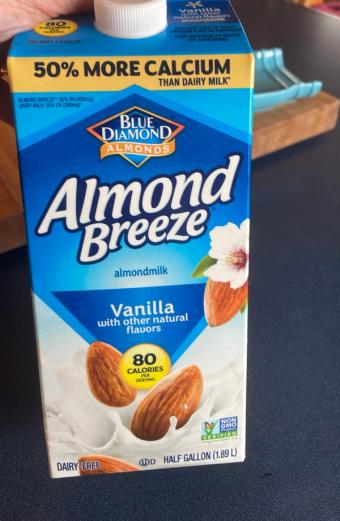 Blue Diamond Growers, VANILLA ALMONDMILK, VANILLA, barcode: 0041570056219, has 0 potentially harmful, 1 questionable, and
1 added sugar ingredients.