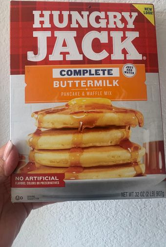 Hungry Jack, Hungry Jack Complete Buttermilk Waffle Mix 32 Oz, barcode: 0013300280645, has 4 potentially harmful, 2 questionable, and
2 added sugar ingredients.