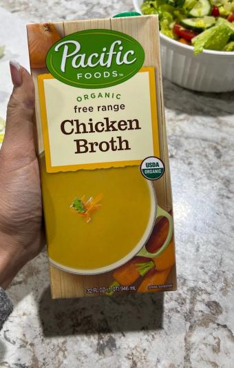 Pacific Foods Of Oregon, Inc., ORGANIC FREE RANGE CHICKEN BROTH, CHICKEN, barcode: 0052603054256, has 0 potentially harmful, 0 questionable, and
    1 added sugar ingredients.