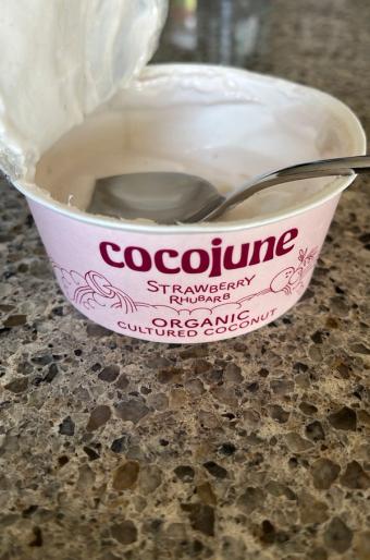 Cocojune, Cocojune Organic Strawberry Rhubarb Cultured Coconut 4 oz, barcode: 0852614006493, has 0 potentially harmful, 0 questionable, and
1 added sugar ingredients.