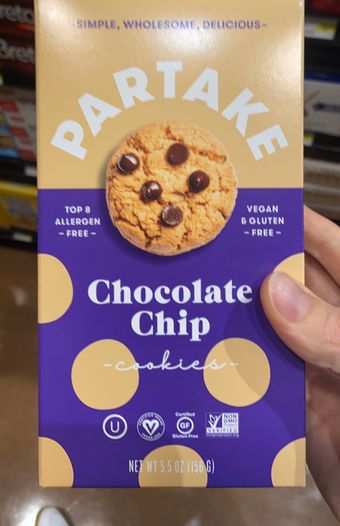 Partake Foods, Inc., CHOCOLATE CHIP CRUNCHY COOKIES, CHOCOLATE CHIP, barcode: 0852761007008, has 0 potentially harmful, 1 questionable, and
    1 added sugar ingredients.