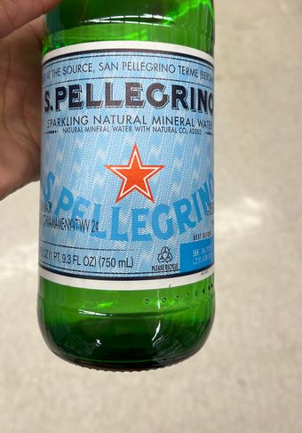 Sanpellegrino Usa, Inc., SPARKLING NATURAL MINERAL WATER WITH NATURAL CO2 ADDED, barcode: 0041508800129, has 0 potentially harmful, 0 questionable, and
    0 added sugar ingredients.