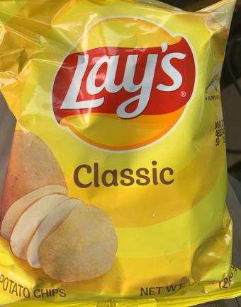 Lay's, Lay's Classic Potato chips, barcode: 0028400090858, has 2 potentially harmful, 1 questionable, and
    0 added sugar ingredients.
