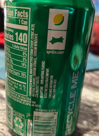 Sprite, Sprite, barcode: 0000004913207, has 2 potentially harmful, 2 questionable, and
    1 added sugar ingredients.