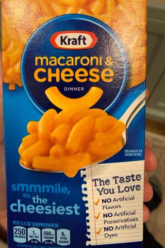 Kraft, Kraft Original Macaroni & Cheese Sauce Mix 7.25 oz, barcode: 0021000028092, has 1 potentially harmful, 4 questionable, and
0 added sugar ingredients.