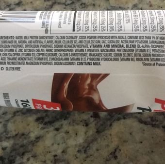 Premier Protein, Chocolate Milk, barcode: 0643843715344, has 6 potentially harmful, 4 questionable, and
0 added sugar ingredients.