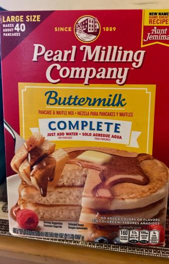 Pearl Milling Company, Pearl Milling Company Complete Buttermilk Pancake & Waffle Mix 32 oz, barcode: 0030000653005, has 2 potentially harmful, 6 questionable, and
    3 added sugar ingredients.