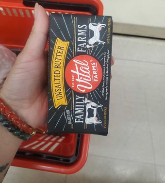 Vital Farms Inc., PASTURE-RAISED UNSALTED BUTTER, UNSALTED, barcode: 0861745000089, has 0 potentially harmful, 0 questionable, and
    0 added sugar ingredients.
