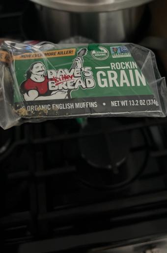 Avb Corp., ROCKIN' GRAINS ORGANIC ENGLISH MUFFINS, ROCKIN' GRAINS, barcode: 0013764028142, has 2 potentially harmful, 2 questionable, and
    1 added sugar ingredients.