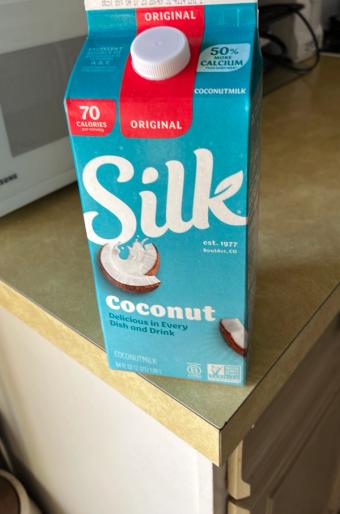 Danone Us, Llc, ORIGINAL COCONUTMILK, ORIGINAL, barcode: 0025293001220, has 0 potentially harmful, 2 questionable, and
1 added sugar ingredients.