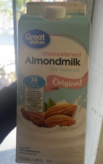 Wal-mart Stores, Inc., ORIGINAL UNSWEETENED ALMONDMILK, ORIGINAL UNSWEETENED, barcode: 0078742052328, has 0 potentially harmful, 0 questionable, and
    0 added sugar ingredients.