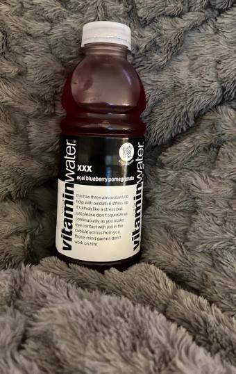 Energy Brands Inc.-glaceau, XXX ACAI-BLUEBERRY-POMEGRANATE FLAVORED NUTRIENT ENHANCED WATER BEVERAGE, XXX, barcode: 0786162150004, has 0 potentially harmful, 4 questionable, and
2 added sugar ingredients.