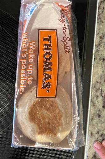 Bimbo Bakeries Usa, Inc., ORIGINAL ENGLISH MUFFINS, ORIGINAL, barcode: 0048121102081, has 2 potentially harmful, 2 questionable, and
    1 added sugar ingredients.