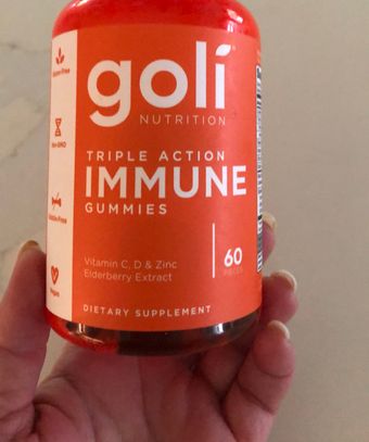 Goli, Goli Gummies Apple Cider Vinegar 60 ea, barcode: 0627987249620, has 0 potentially harmful, 1 questionable, and
    1 added sugar ingredients.