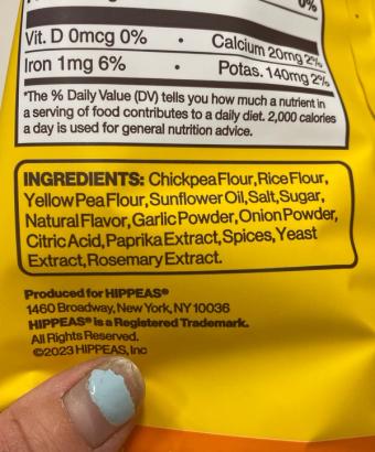 Hippeas, Hippeas Vegan Nacho Vibes, barcode: 0810122080022, has 0 potentially harmful, 4 questionable, and
    1 added sugar ingredients.