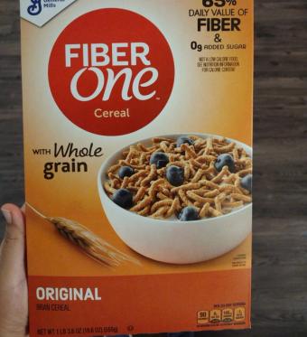 Fiber One, Fiber One With Whole Grain Original Bran Cereal 19.6 oz, barcode: 0016000157620, has 3 potentially harmful, 3 questionable, and
    0 added sugar ingredients.