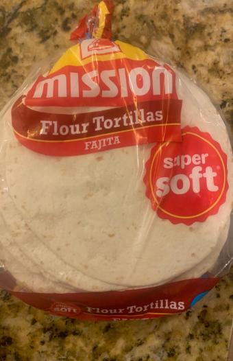 Mission Foods Inc , FLOUR FAJITA TORTILLAS, FLOUR, barcode: 0073731008300, has 1 potentially harmful, 3 questionable, and
1 added sugar ingredients.