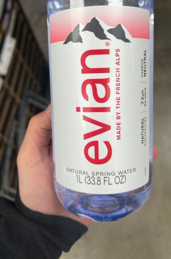 Evian, Evian Spring Water Natural, barcode: 0079298000078, has 0 potentially harmful, 0 questionable, and
    0 added sugar ingredients.
