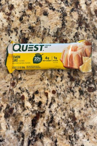 Quest, Quest Lemon Cake Flavor Protein Bar 2.12 Oz, barcode: 0888849011278, has 0 potentially harmful, 7 questionable, and
    0 added sugar ingredients.