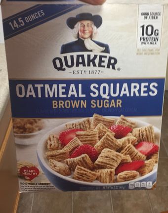 The Quaker Oats Company, BROWN SUGAR FLAVOR OATMEAL SQUARES CRUNCHY OAT CEREAL, BROWN SUGAR, barcode: 0030000064412, has 1 potentially harmful, 1 questionable, and
2 added sugar ingredients.