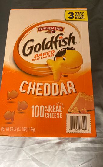 Pepperidge Farm Inc, CHEDDAR BAKED SNACK CRACKERS, CHEDDAR, barcode: 0014100087151, has 3 potentially harmful, 2 questionable, and
    1 added sugar ingredients.