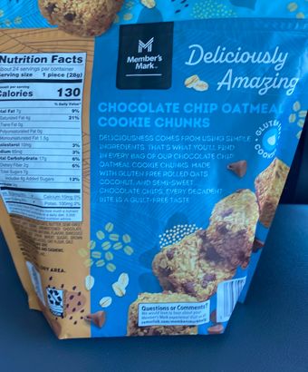Member's Mark, Member's Mark Oatmeal cookie chunks, barcode: 0193968339111, has 0 potentially harmful, 2 questionable, and
    5 added sugar ingredients.