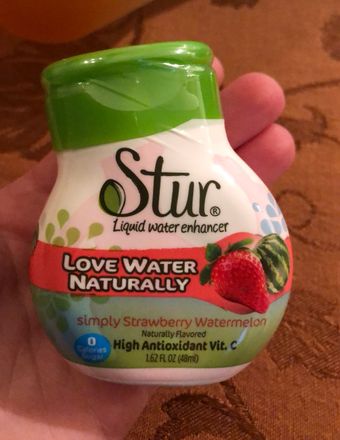 Dyla Llc , LIQUID WATER ENHANCER, SIMPLY STRAWBERRY WATERMELON, barcode: 0853471004134, has 0 potentially harmful, 1 questionable, and
    0 added sugar ingredients.
