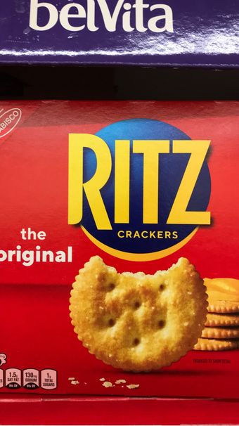 Nabisco Biscuit Company, ORIGINAL FRESH STACKS CRACKERS, ORIGINAL, barcode: 0044000031138, has 2 potentially harmful, 4 questionable, and
    2 added sugar ingredients.