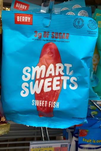 Smartsweets, SmartSweets Berry Sweet Fish 1.8 oz, barcode: 0669809200204, has 0 potentially harmful, 4 questionable, and
    1 added sugar ingredients.