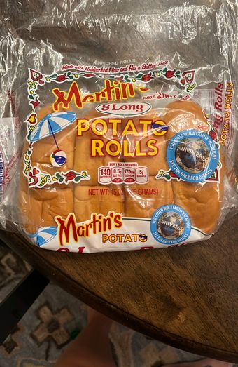 Martin's Famous Pastry Shoppe, Inc., POTATO ROLLS, barcode: 0075185000015, has 2 potentially harmful, 7 questionable, and
1 added sugar ingredients.