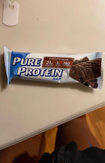 Rexall Sundown, Inc., PROTEIN BAR, CHOCOLATE DELUXE, barcode: 0749826126517, has 3 potentially harmful, 4 questionable, and
    1 added sugar ingredients.