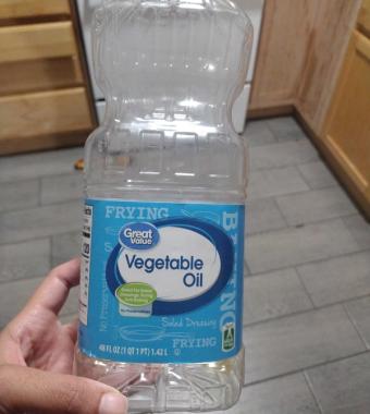 Wal-mart Stores, Inc., VEGETABLE OIL, barcode: 0078742352961, has 1 potentially harmful, 0 questionable, and
    0 added sugar ingredients.