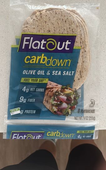 Flatout, Flatout CarbDown Olive Oil & Sea Salt Flatbreads 8 ea, barcode: 0688339922974, has 4 potentially harmful, 7 questionable, and
0 added sugar ingredients.
