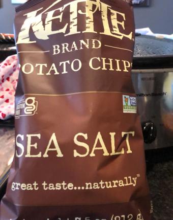 Kettle, Sea Salt Potato Chips, barcode: 0084114902153, has 2 potentially harmful, 2 questionable, and
    0 added sugar ingredients.