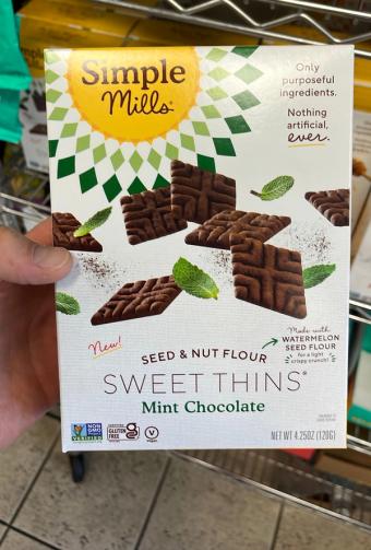 Simple Mills , Simple Mills Mint Chocolate Sweet Thins 4.25 Oz Box, barcode: 0856069005674, has 0 potentially harmful, 0 questionable, and
    1 added sugar ingredients.