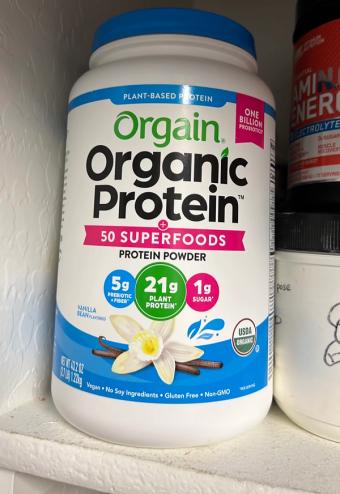 Orgain, Orgain Protein & Superfoods, barcode: 0851770007566, has 0 potentially harmful, 6 questionable, and
    0 added sugar ingredients.