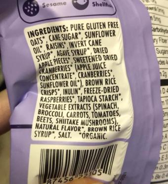 Made Good, Mixed Berry Granola Minis, barcode: 0687456221052, has 0 potentially harmful, 2 questionable, and
    3 added sugar ingredients.