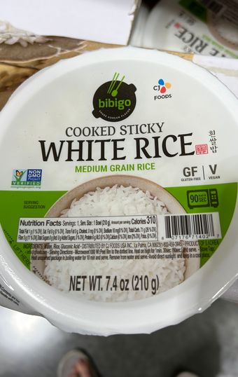 Bibigo, Cooked sticky white rice, barcode: 0807176714027, has 0 potentially harmful, 0 questionable, and
    0 added sugar ingredients.