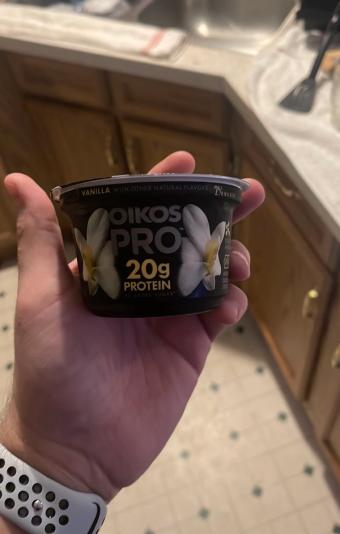 Oikos Pro, Oikos Pro Yogurt-Cultured Ultra-Filtered Milk, Vanilla, 5.3 oz., barcode: 0036632042552, has 0 potentially harmful, 2 questionable, and
    0 added sugar ingredients.