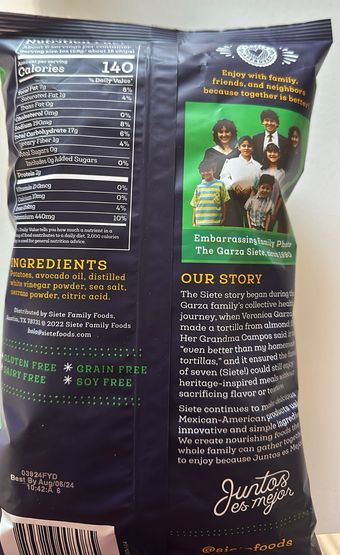 Garza Food Ventures, SEA SALT & VINEGAR KETTLE COOKED POTATO CHIPS, barcode: 0853986008085, has 0 potentially harmful, 1 questionable, and
    0 added sugar ingredients.