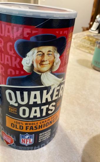 The Quaker Oats Company, OLD FASHIONED 100% WHOLE GRAIN OATS, OLD FASHIONED, barcode: 0030000010402, has 0 potentially harmful, 0 questionable, and
    0 added sugar ingredients.