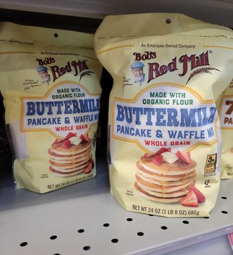 Bob's Red Mill Natural Foods, Inc., BUTTERMILK PANCAKE & WAFFLE MIX, BUTTERMILK, barcode: 0039978118806, has 1 potentially harmful, 1 questionable, and
1 added sugar ingredients.
