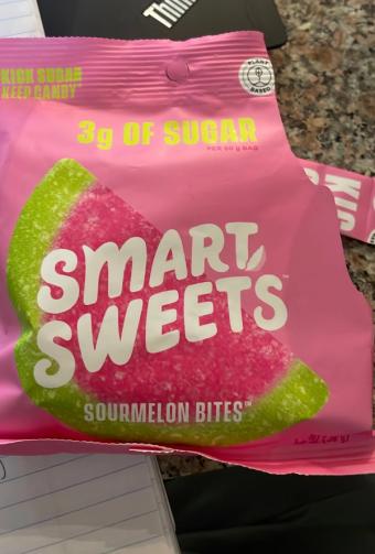 Smartsweets, SmartSweets Sourmelon Bites Candy 1.8 oz, barcode: 0669809200808, has 0 potentially harmful, 8 questionable, and
    0 added sugar ingredients.