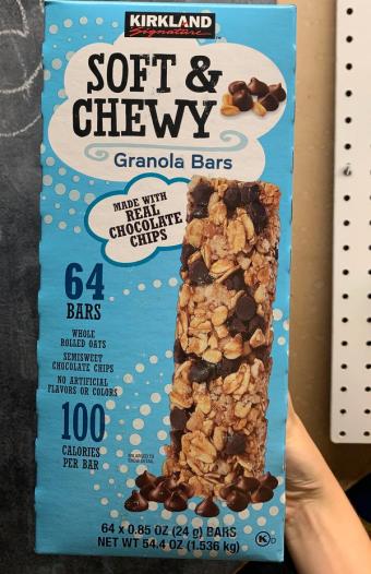 Costco Companies Inc., Costco Soft and Chewy Granola Bars, barcode: 0096619313945, has 2 potentially harmful, 2 questionable, and
7 added sugar ingredients.