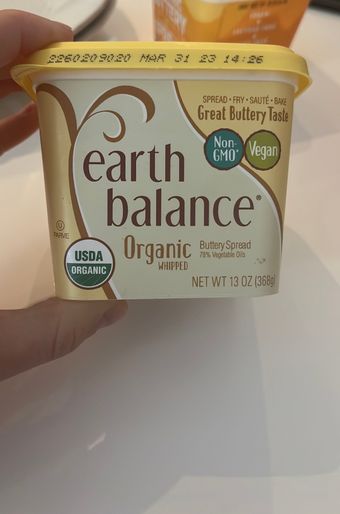 Pinnacle Foods Group Llc, ORGANIC WHIPPED BUTTERY SPREAD, barcode: 0033776011710, has 2 potentially harmful, 4 questionable, and
    0 added sugar ingredients.