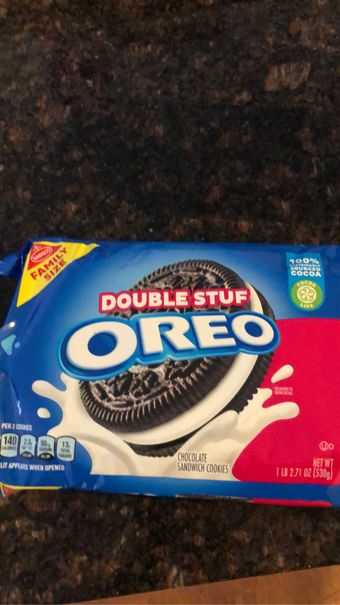 Oreo, Oreo Original Double Stuff Family Size, barcode: 0044000060251, has 3 potentially harmful, 3 questionable, and
    2 added sugar ingredients.