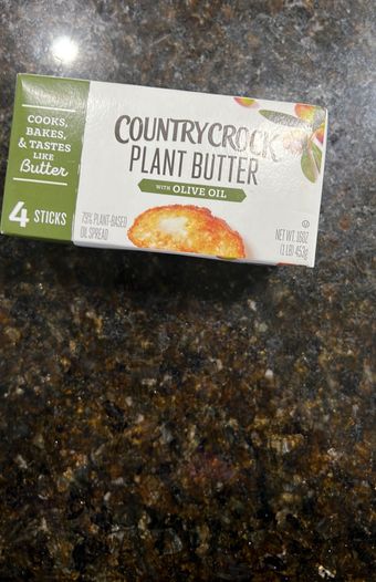 Upfield Us Inc, PLANT BUTTER WITH OLIVE OIL 79% PLANT-BASED OIL SPREAD, PLANT BUTTER, barcode: 0027400000225, has 1 potentially harmful, 2 questionable, and
0 added sugar ingredients.