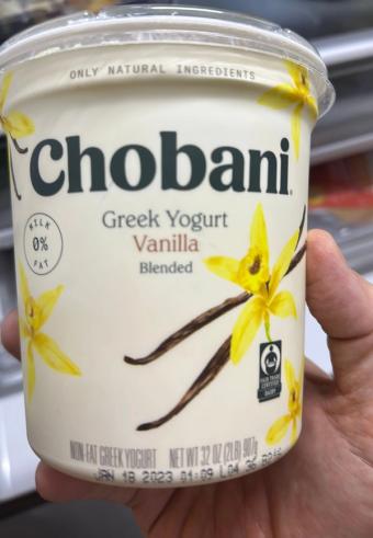 Chobani, Inc., VANILLA BLENDED NON-FAT GREEK YOGURT, VANILLA, barcode: 0894700010144, has 0 potentially harmful, 2 questionable, and
    1 added sugar ingredients.